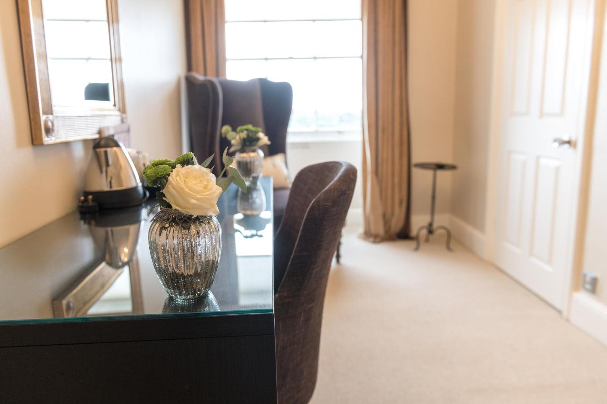 Highfield Park Hotell Hook  Exteriör bild