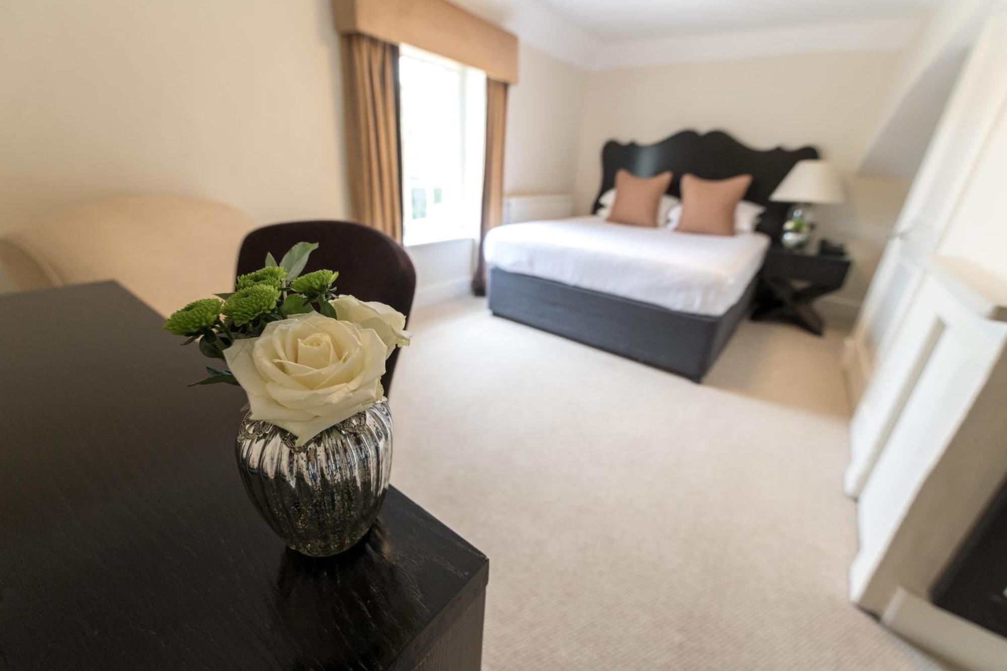 Highfield Park Hotell Hook  Exteriör bild