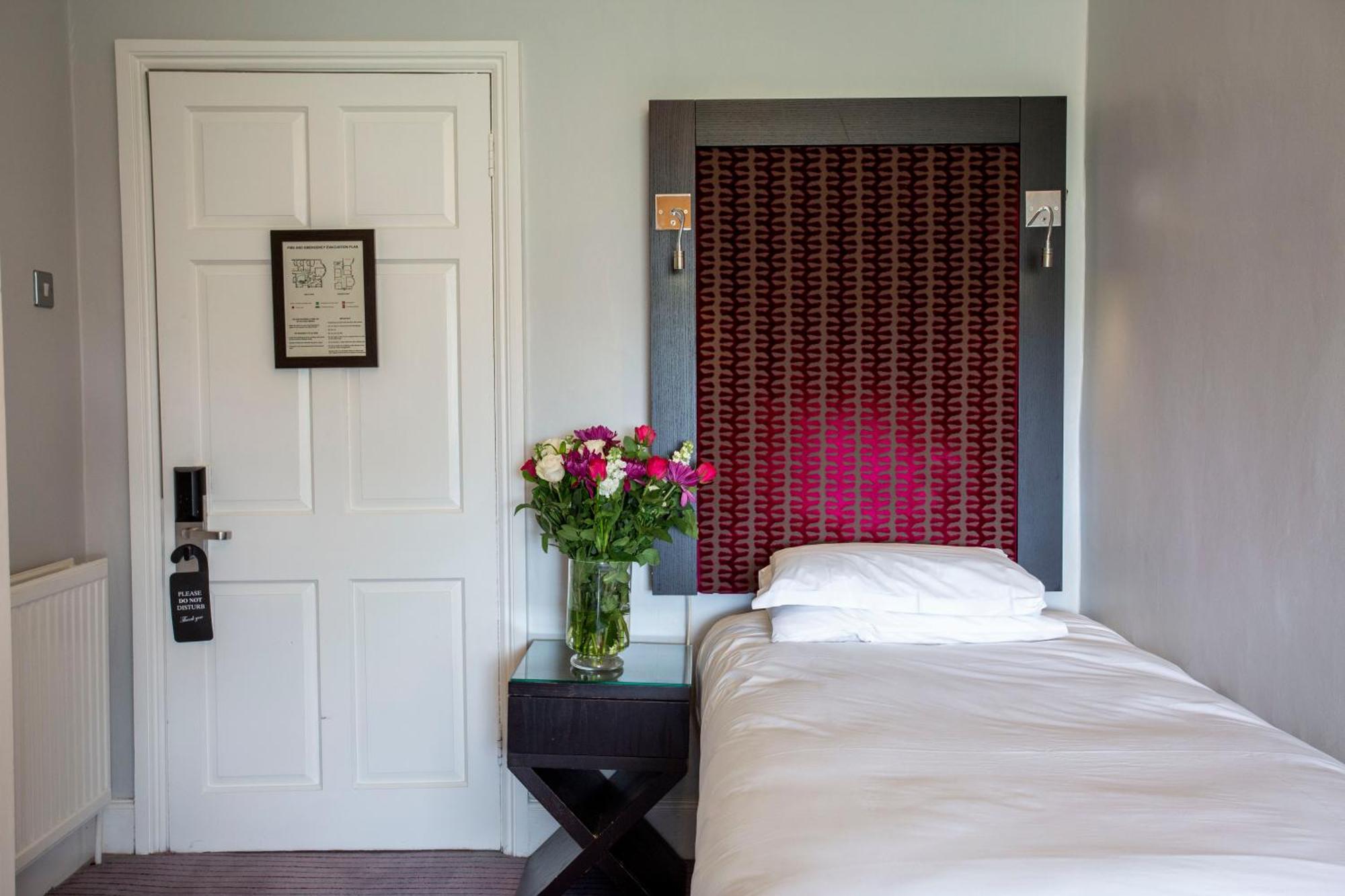 Highfield Park Hotell Hook  Exteriör bild