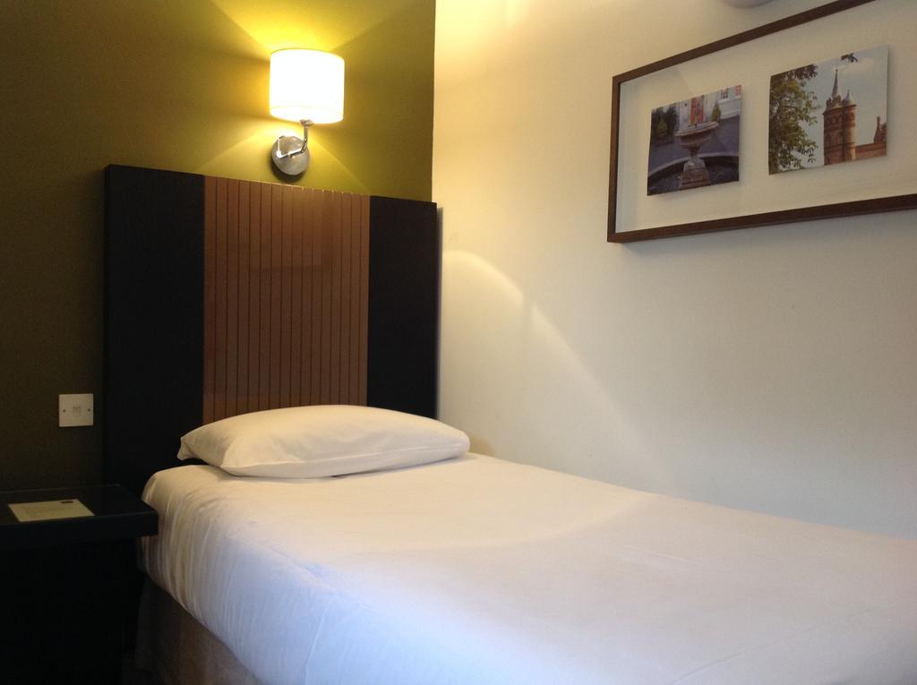 Highfield Park Hotell Hook  Exteriör bild