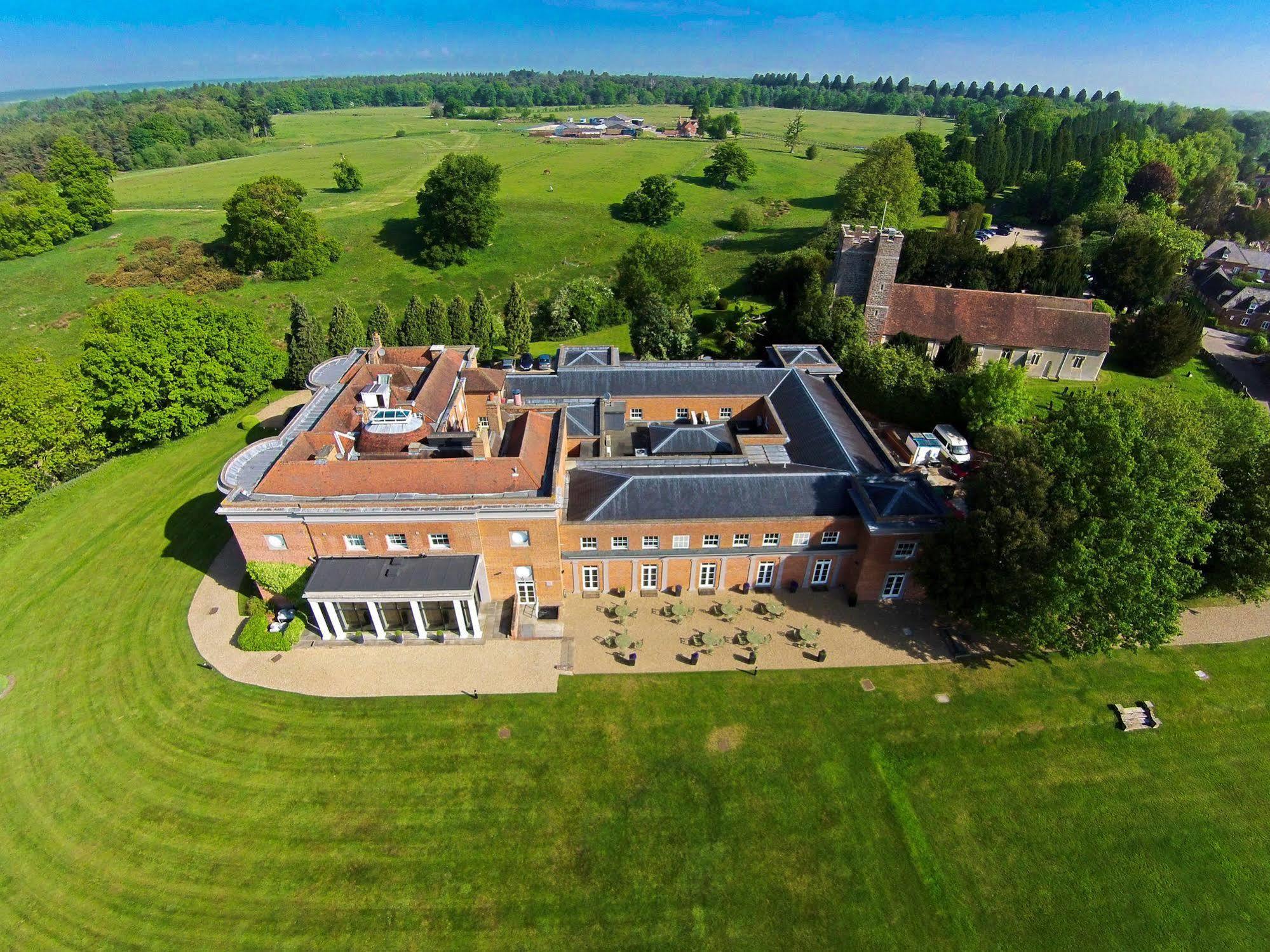 Highfield Park Hotell Hook  Exteriör bild
