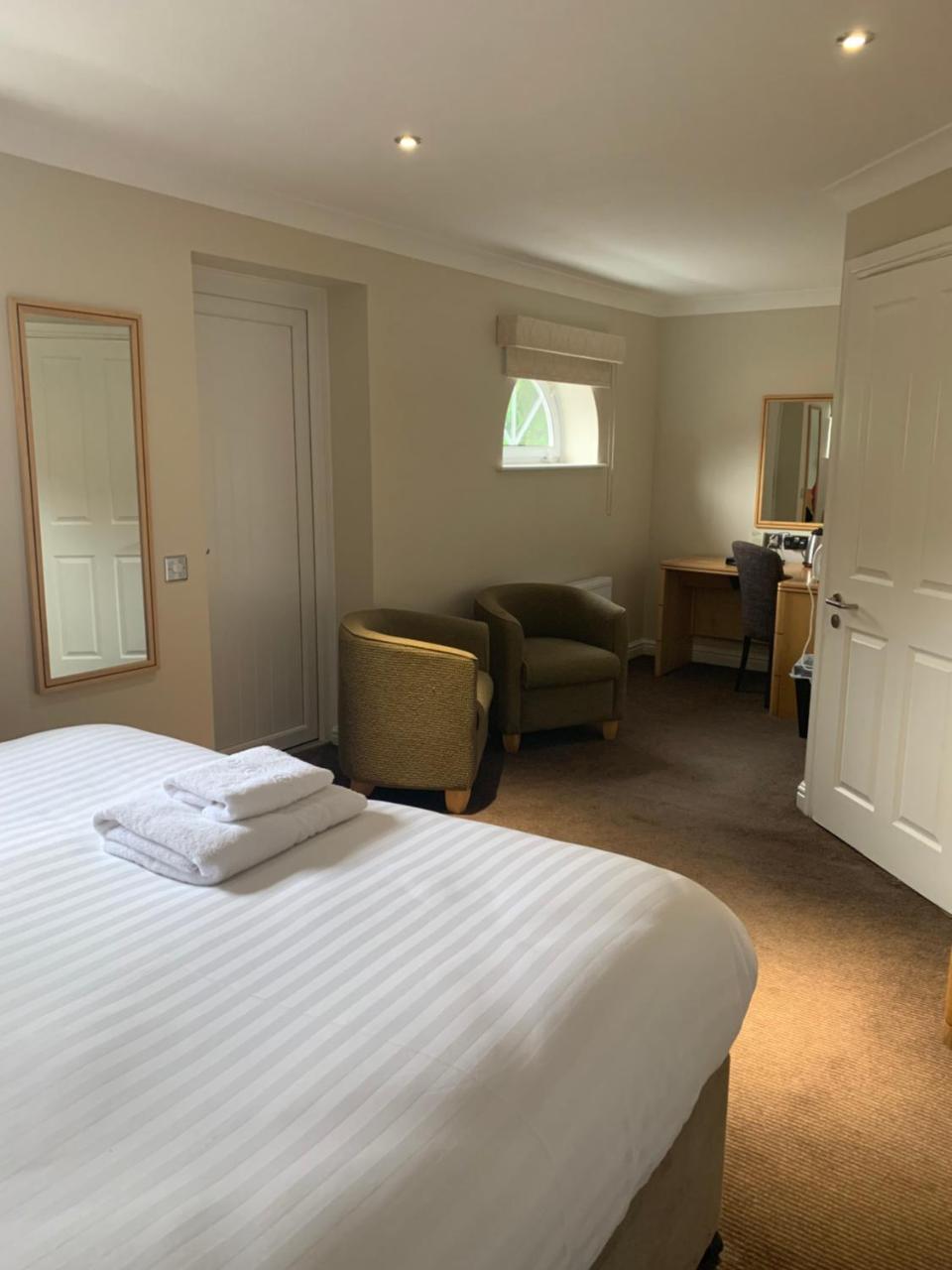 Highfield Park Hotell Hook  Exteriör bild